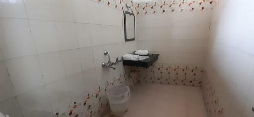 Hotel Aj International