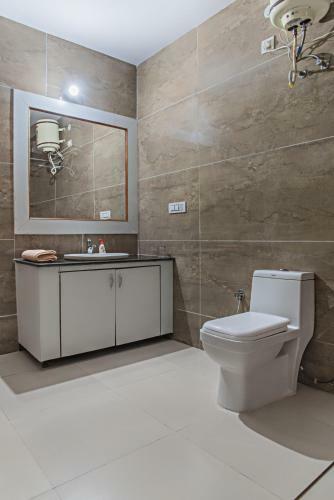 Apartamento 3 Bhk L Serviced Apt L Sun Set View