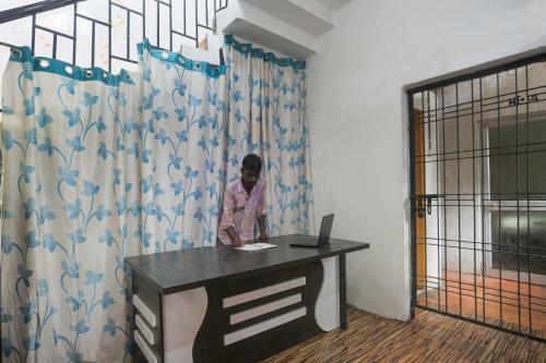 Hotel Oyo 61919 Piyush Residency