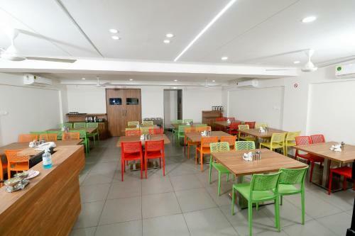 Hotel Nova Sahaj Residency