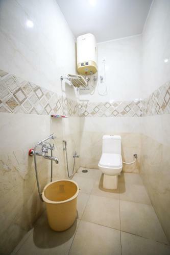 Hostal Aira Residency