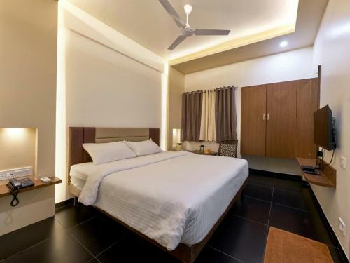 Metro Hotel
