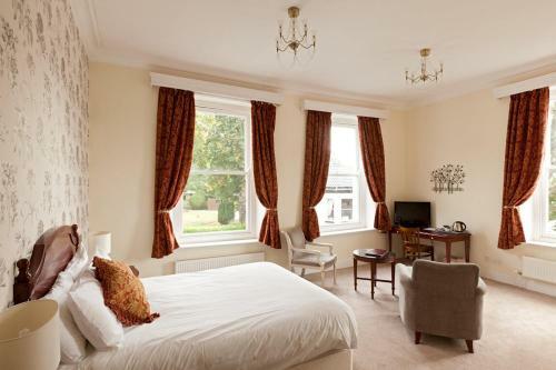 The Thomas Paine Hotel