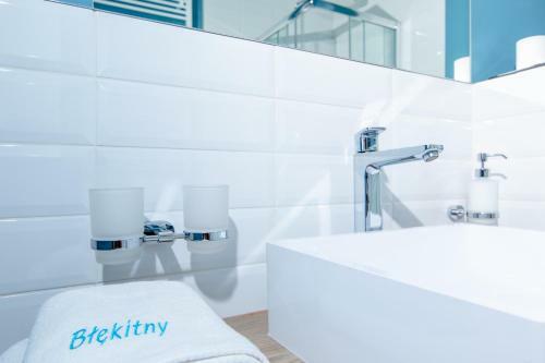 Apartament B??kitny Dziwn�w Gardenia Epapartamenty