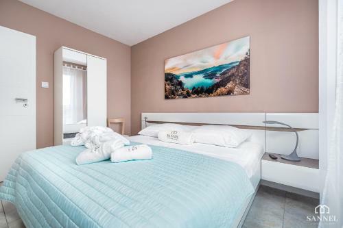 Apartament Lazure