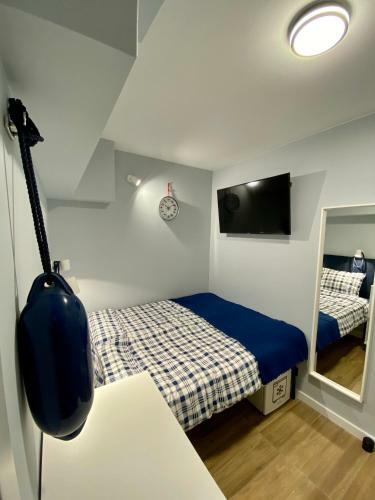 Hotel Thruster - Mini Kino, Lobby, Kuchnia, Netflix