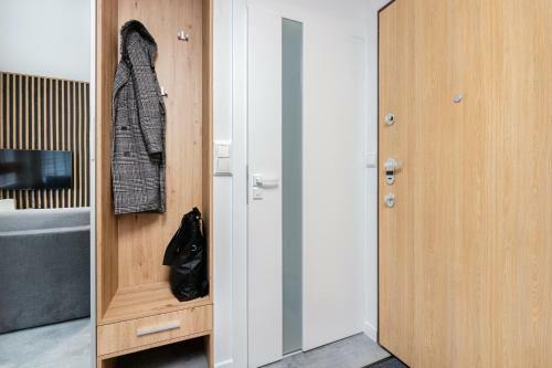 By The Sea Apartments Awanport By Renters