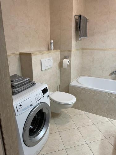 Apartament 12