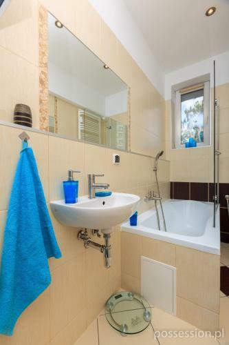 Gda?sk Old Town ?agiewniki Apartment With Balcony Possession