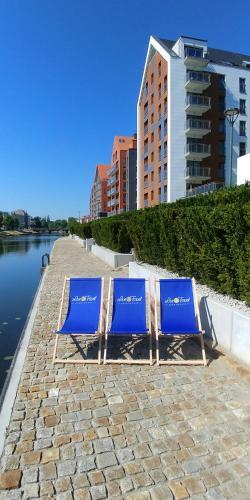 Live & Travel Apartments Number 1