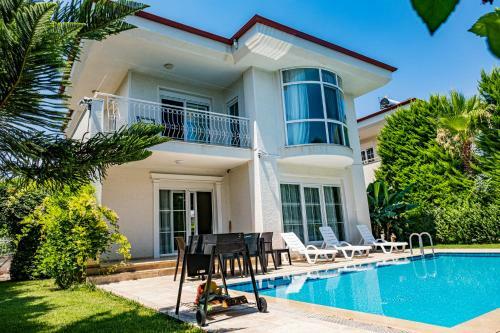 Luxury White Villa