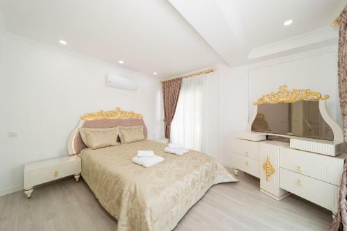 Brand New Villa With Full Amenities