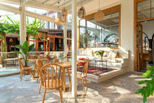 Apartamento Epocasa Gocek / Stylish Seafront Suites
