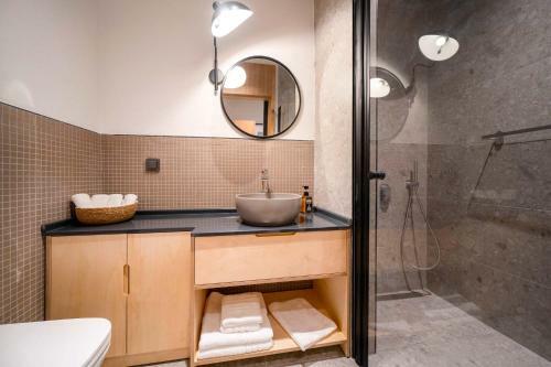 Apartamento Epocasa Gocek / Stylish Seafront Suites