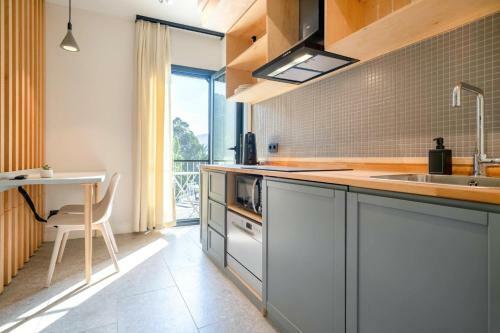 Apartamento Epocasa Gocek / Stylish Seafront Suites