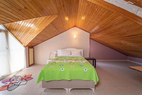 Peaceful Villa With Garden In Gocek, Fethiye