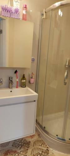 Modern Apartment In Bursa