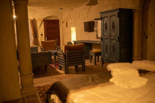Pome Granate Cave Hotel