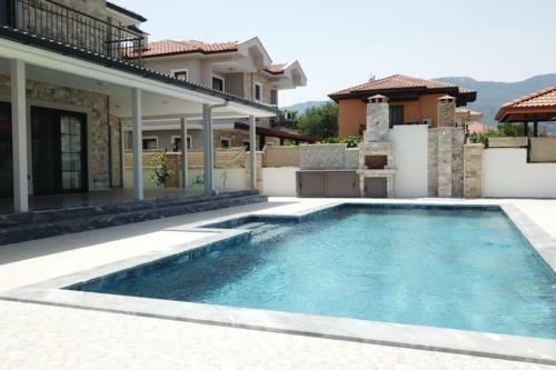 Villa Grey - Kaliteli Tatilin Adresi