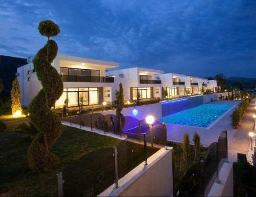 Villa Deluxe V?lla Ku?adas?