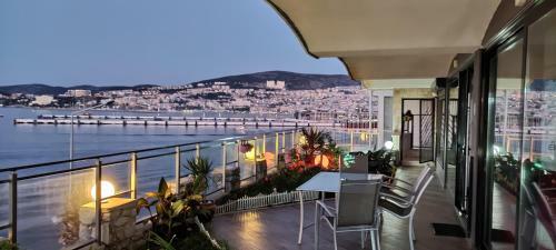 Apartamento Waterfront Glass Flat