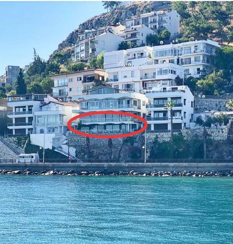 Apartamento Waterfront Glass Flat