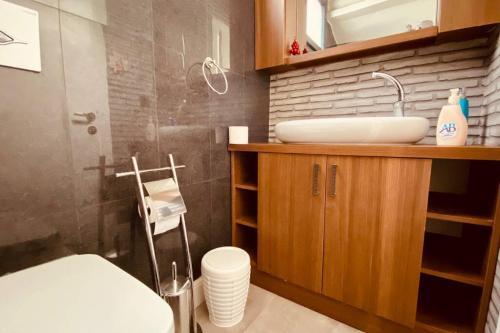 Kusadasi'nda Havuzlu L�x Villa Miray B2