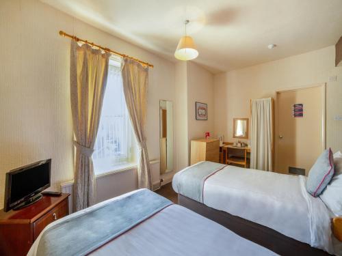 The Cumberland Hotel