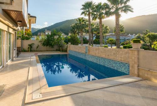 Villa Mo Daily Weekly Rentals