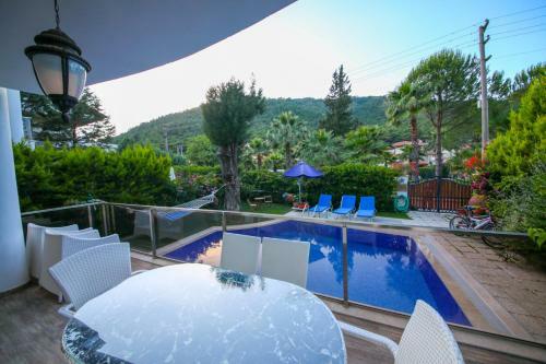 Villa Diva Icmeler Daily Weekly Rentals