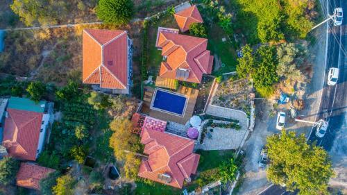 Jasmin Villa With Pool Daily Weekly Rentals