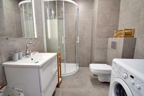 Apartamento Bursztyn 1 Z Ogr�dkiem I Gara?em