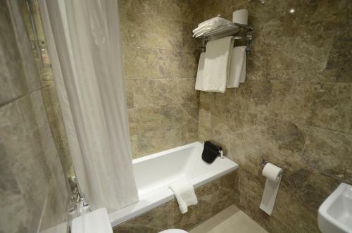 The Harboro Hotel