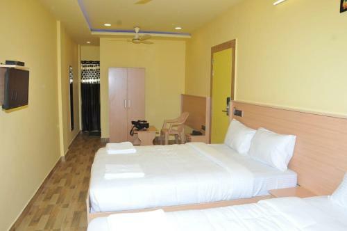 Hotel R R Residency