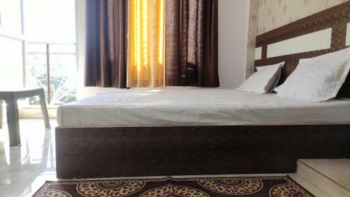 Royal's Home Stay