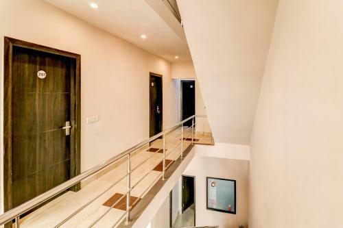 Hotel Oyo 82564 Blue Moon Residency