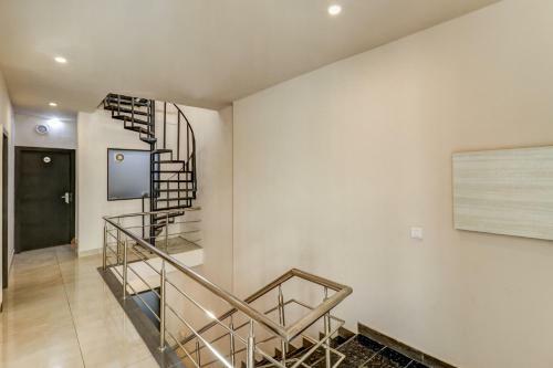 Hotel Oyo 82564 Blue Moon Residency