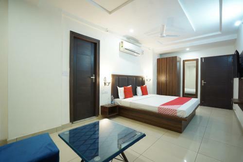 Oyo 86335 Hotel Grey Orchid