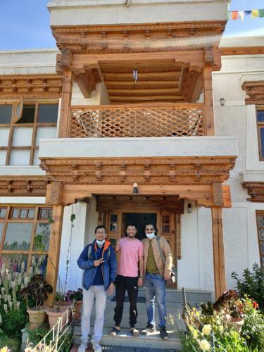 Hostal Namra Villa