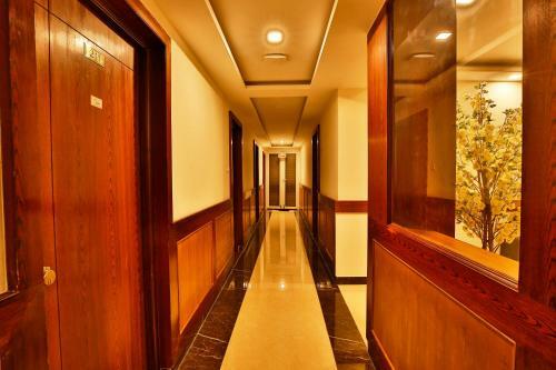 Hotel Ramtel Inn