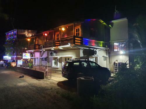 Hotel Tarkarli Cottage