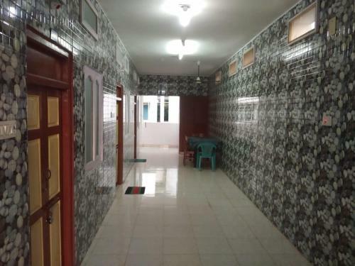 Hostal Rani A/c Guest House