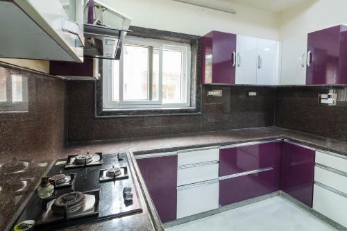 Hostal Oyo Home 79880 Dk Homes