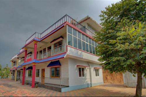 Kkr Servised Apartment 3bhk