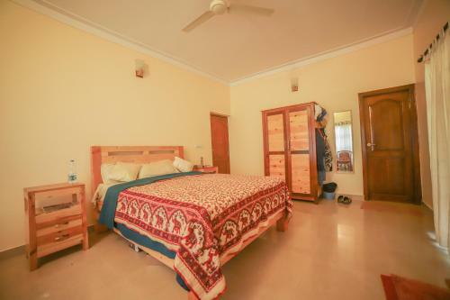 Java Hills Estate Homestay