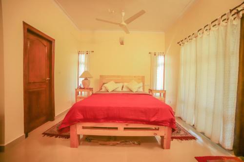 Java Hills Estate Homestay