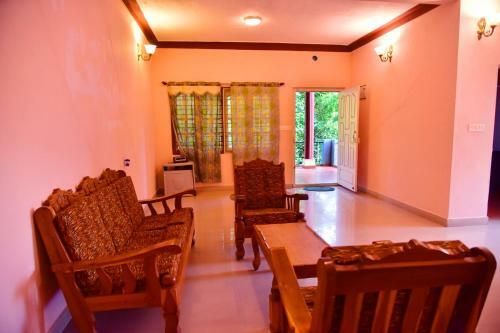 Hotel New Maxima Coorg By National Holidays