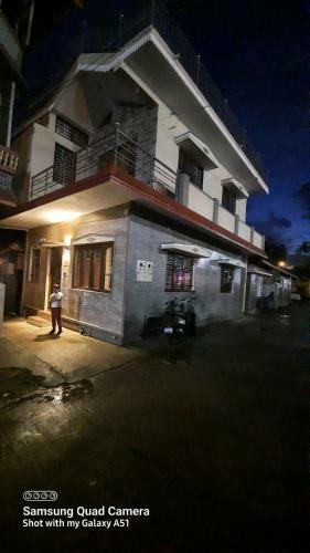 Apartamento Varam Homestay