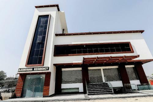 Hotel Oyo 77595 Ashiyana Residency