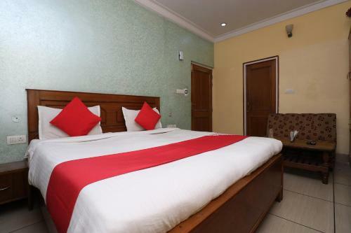 Collection O 30858 Hotel Sp Rooms